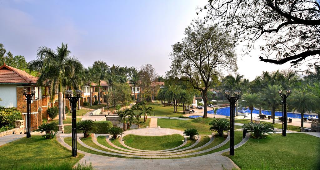 Golkonda Resorts & Spa Hyderabad Exterior foto